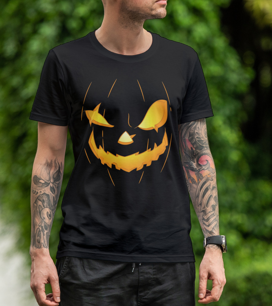 Halloween Pumpkin Jack O Lantern Face Glowing Scary Expression T-Shirt