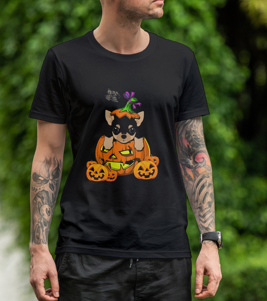 Happy Halloween Funny Chihuahua Jack-O'-Lantern Pumpkin With Bats T-Shirt
