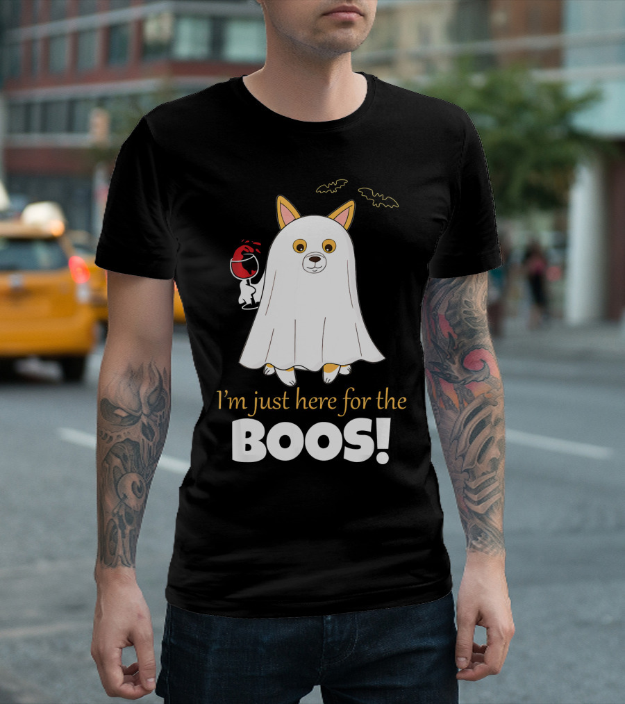 I'm Just Here for The Boos Corgi with Wine and Bat Decorations T-Shirt