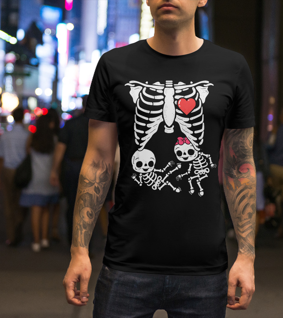 Skeleton Pregnancy Announcement With Baby Skeletons And Heart T-Shirt