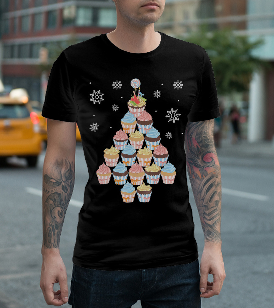 Cupcake Christmas Tree Baker Bak Festive Snowflake Topping T-Shirt