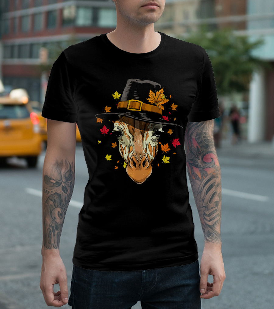 Thanksgiving Pilgrim Giraffe Autumn Leaves T-Shirt