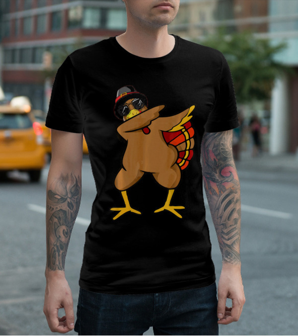 Funny Dabbing Turkey With Sunglasses And Hat T-Shirt