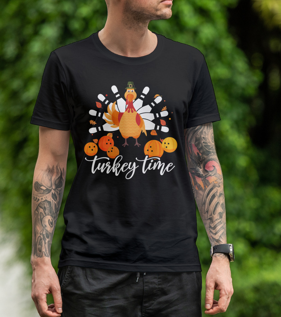Turkey Time Bowling Fun Thanksgiving Turkey Bowling Pins Pumpkins T-Shirt