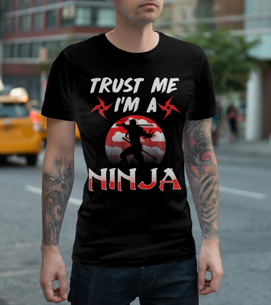 Trust Me I'm A Ninja Shuriken Shadow Silhouette With Red Circle Background T-Shirt