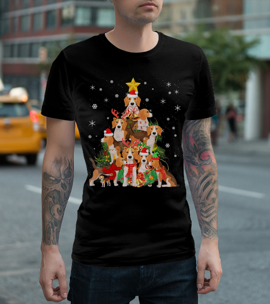 Beagles Christmas Tree with Festive Santa Hats and Reindeer Antlers T-Shirt
