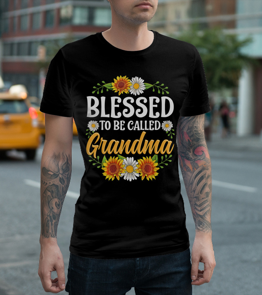 Blessed To Be Called Grandma Sunflower Daisy Floral T-Shirt