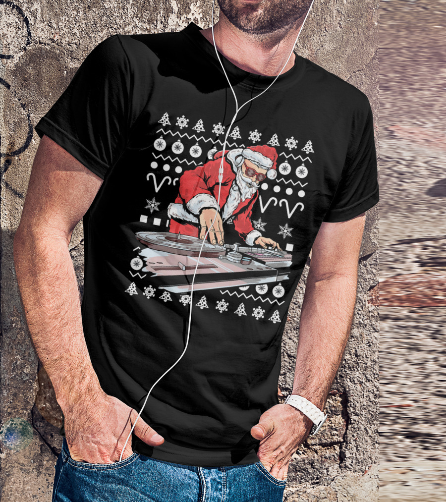 Santa Claus DJ Remixing Holiday Beats T-Shirt
