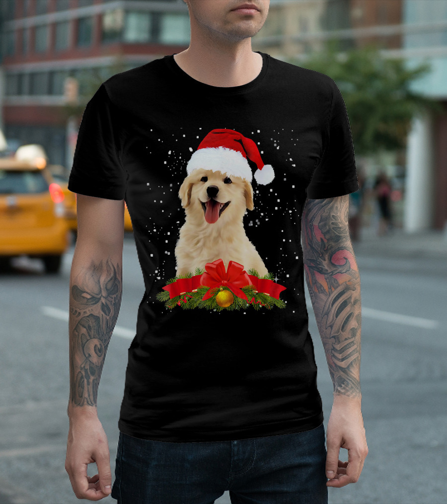 Golden Retriever Santa Hat Christmas Wreath T-Shirt
