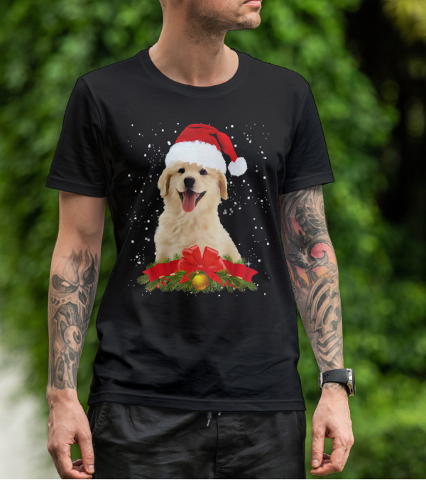 Golden Retriever Santa Hat Christmas Wreath T-Shirt