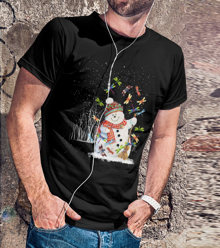 Merry Christmas Dragonfly Snowman In Winter Scene T-Shirt