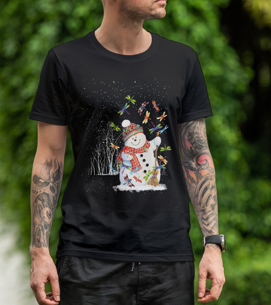 Merry Christmas Dragonfly Snowman In Winter Scene T-Shirt