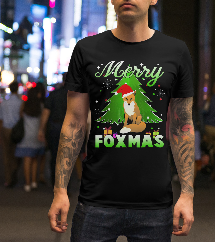 Merry Foxmas Santa Hat Fox And Christmas Tree T-Shirt
