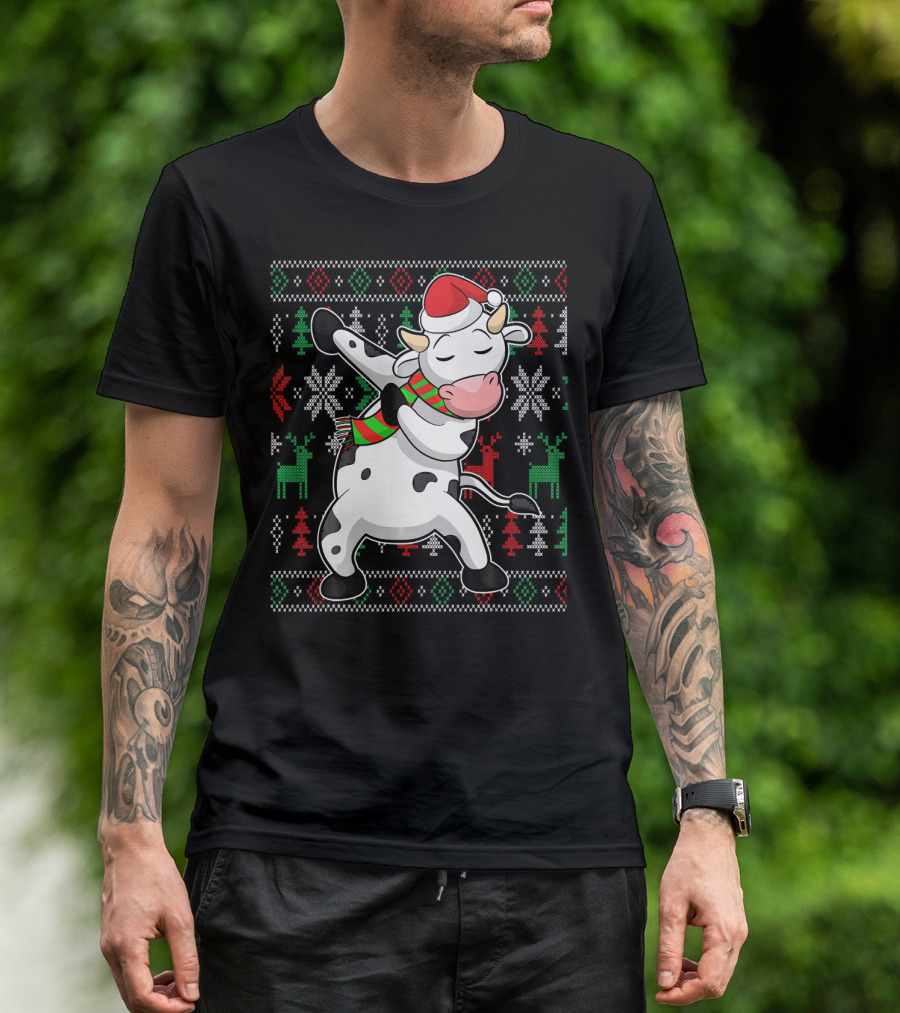 Ugly Christmas Dabbing Santa Cow With Festive Reindeer And Snowflakes T-Shirt