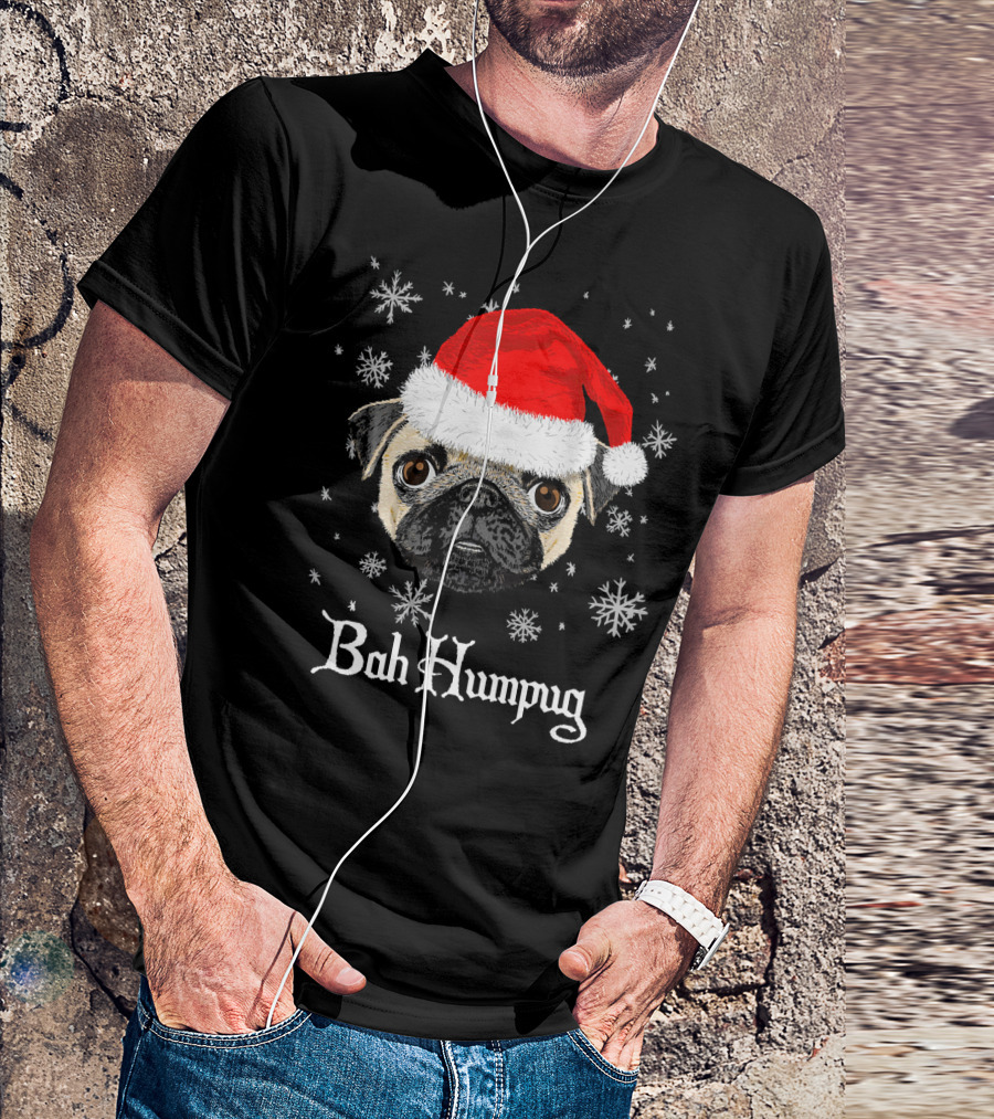 Bah Humpug Funny Christmas Pug Lover Santa Hat Snowflakes T-Shirt