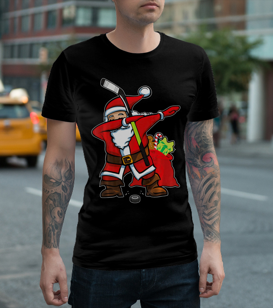 Santa Dabbing with Hockey Stick Christmas Hip Hop with Gifts and Hockey Puck T-Shirt