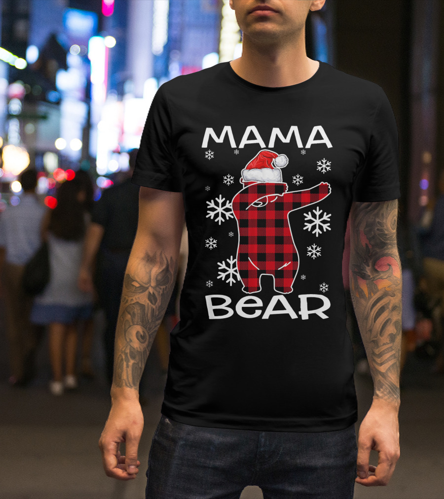 Mama Bear Dabbing Santa Hat Snowflakes T-Shirt