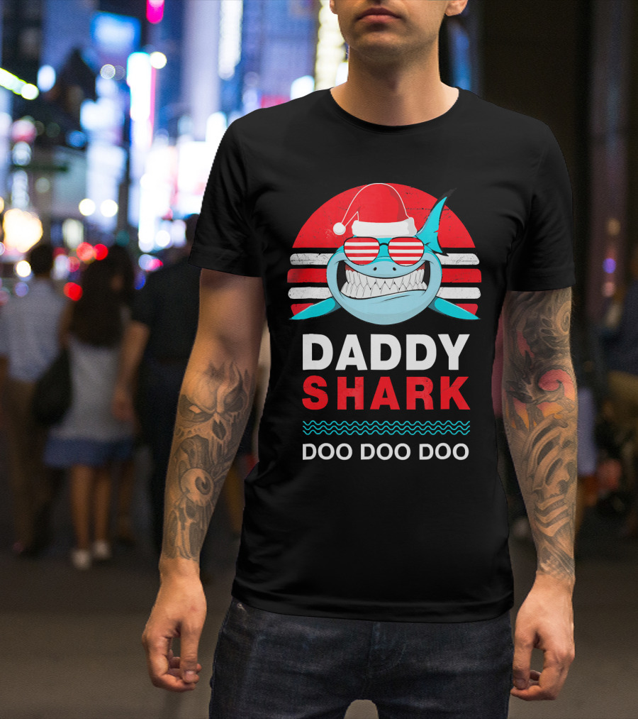 Daddy Shark Doo Doo Doo Christmas Santa Hat Family T-Shirt