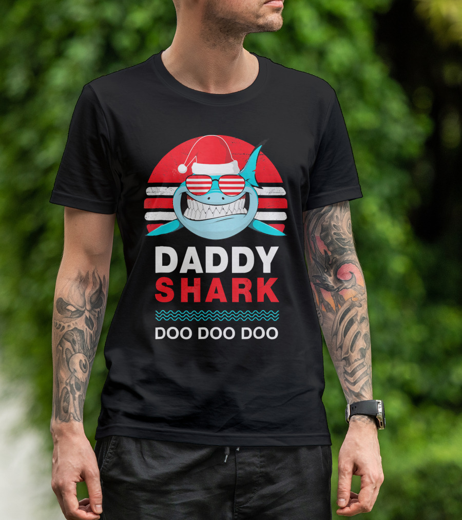 Daddy Shark Doo Doo Doo Christmas Santa Hat Family T-Shirt