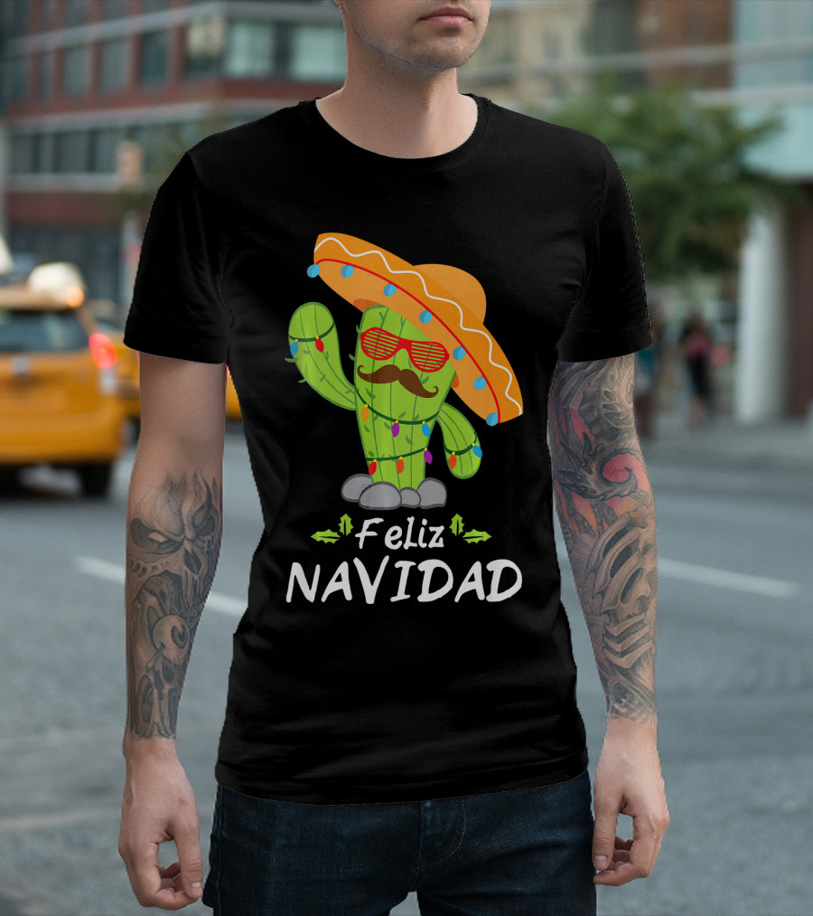 Feliz Navidad Cactus Mexican Tree Christmas Sombrero Lights T-Shirt