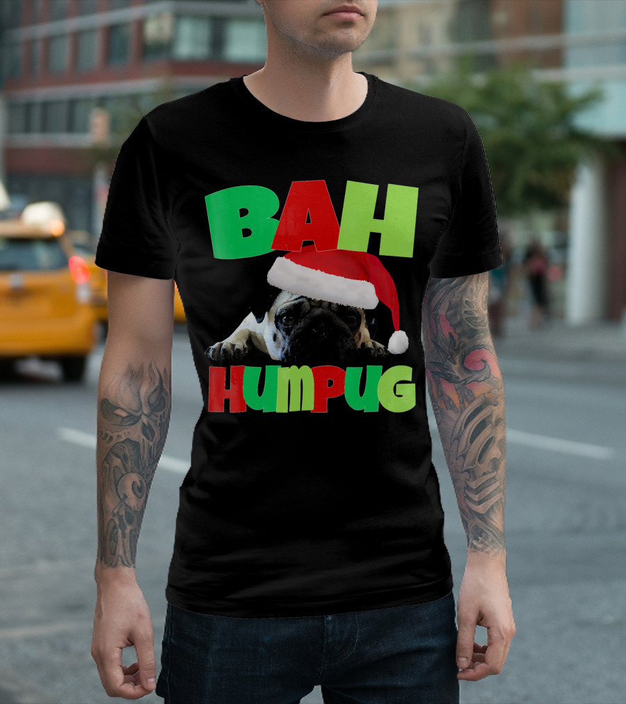 Bah Humpug Santa Hat Funny Grumpy Pug T-Shirt