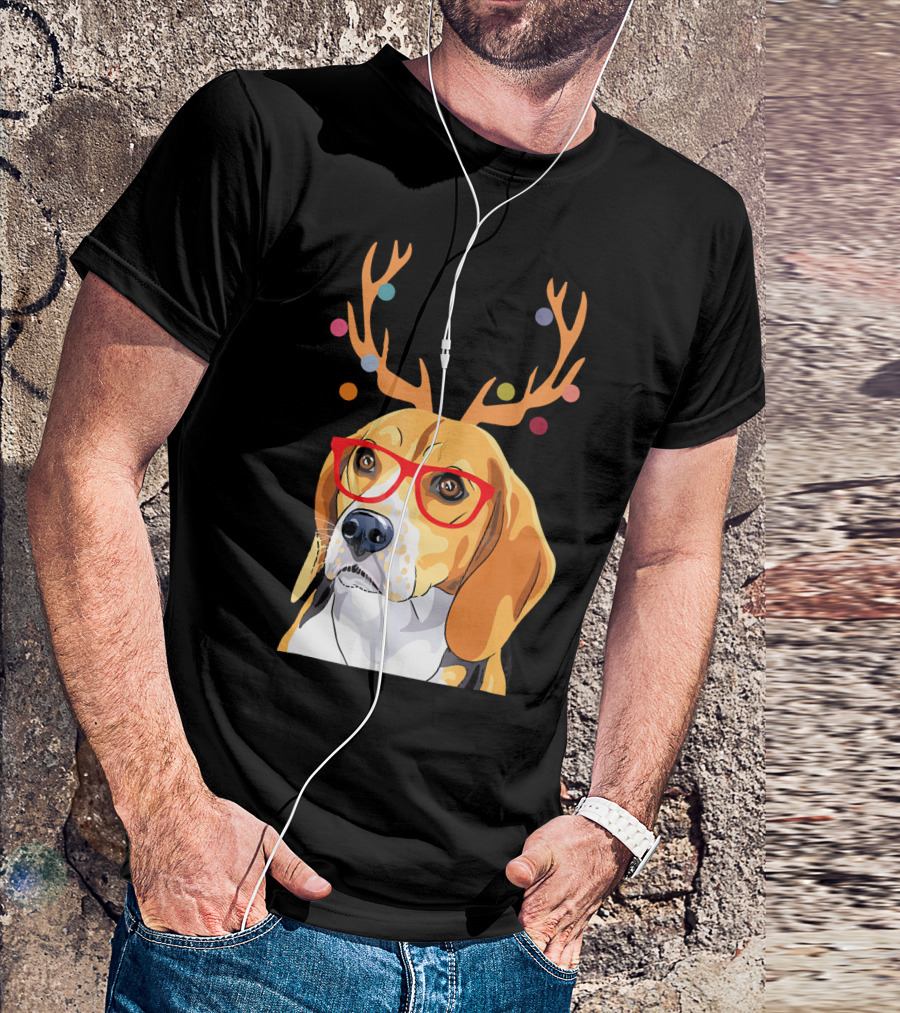 Beagle With Christmas Antlers And Red Glasses T-Shirt