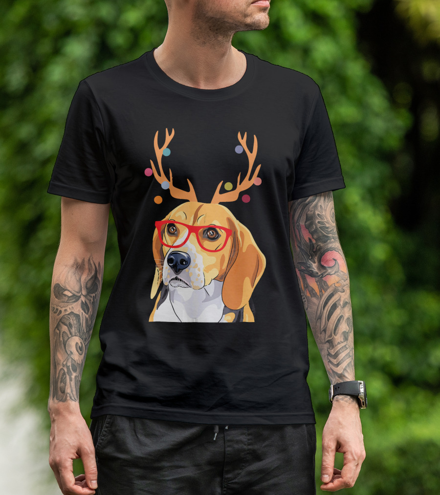 Beagle With Christmas Antlers And Red Glasses T-Shirt