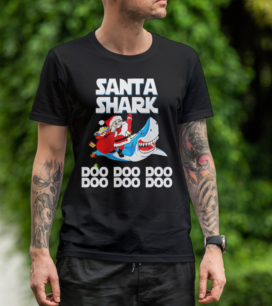 SANTA SHARK DOO DOO DOO DOO DOO DOO T-Shirt