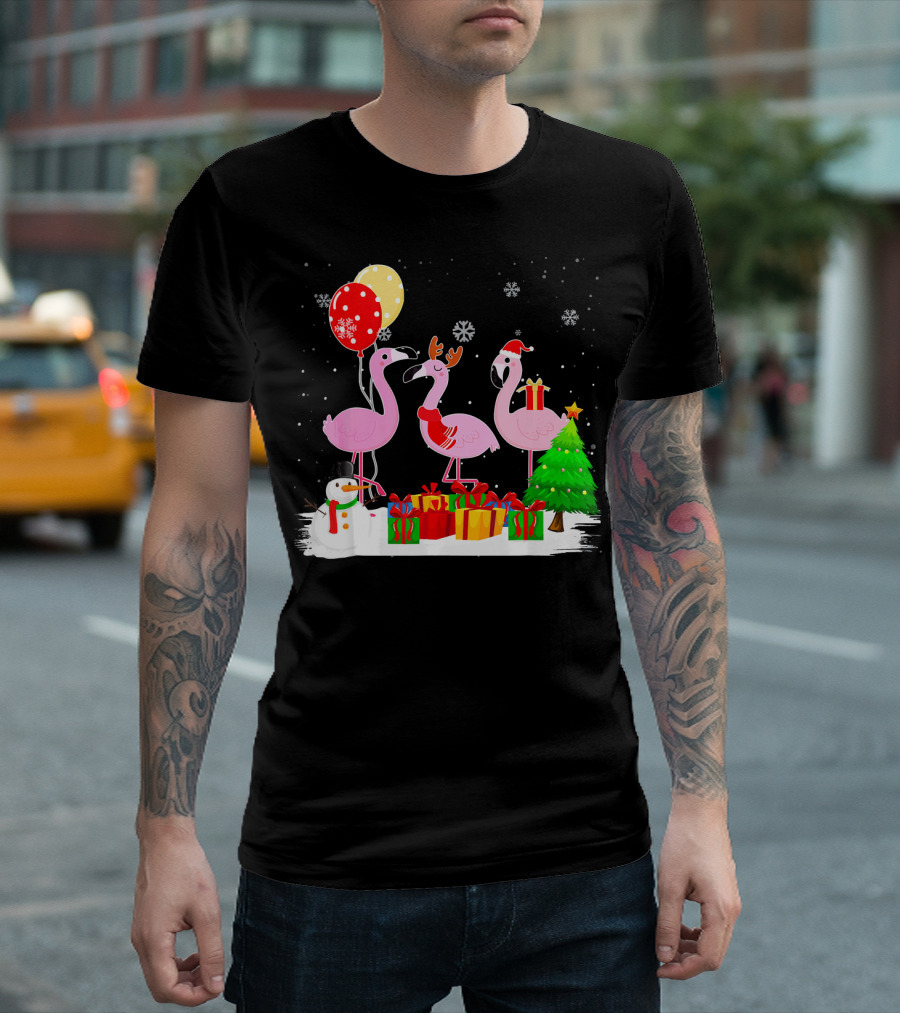 Three Flamingos Xmas Santa with Christmas Tree Presents Snowman Balloons T-Shirt
