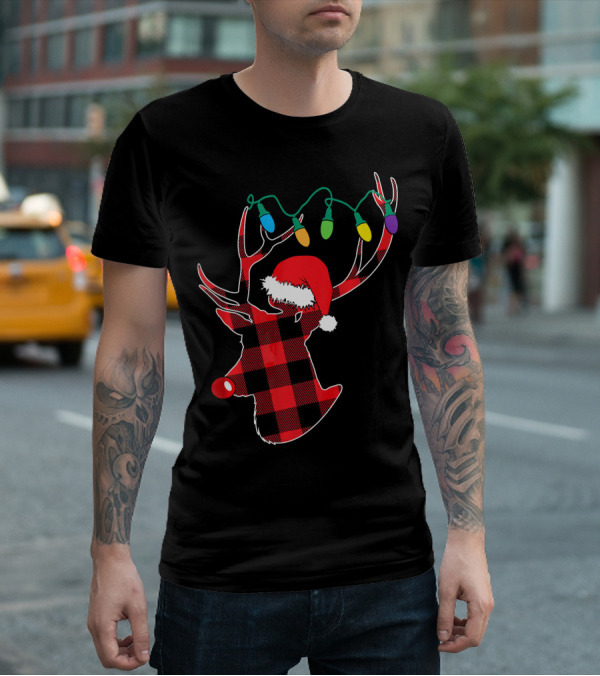 Christmas Deer Santa Hat Buffalo Plaid String Lights T-Shirt