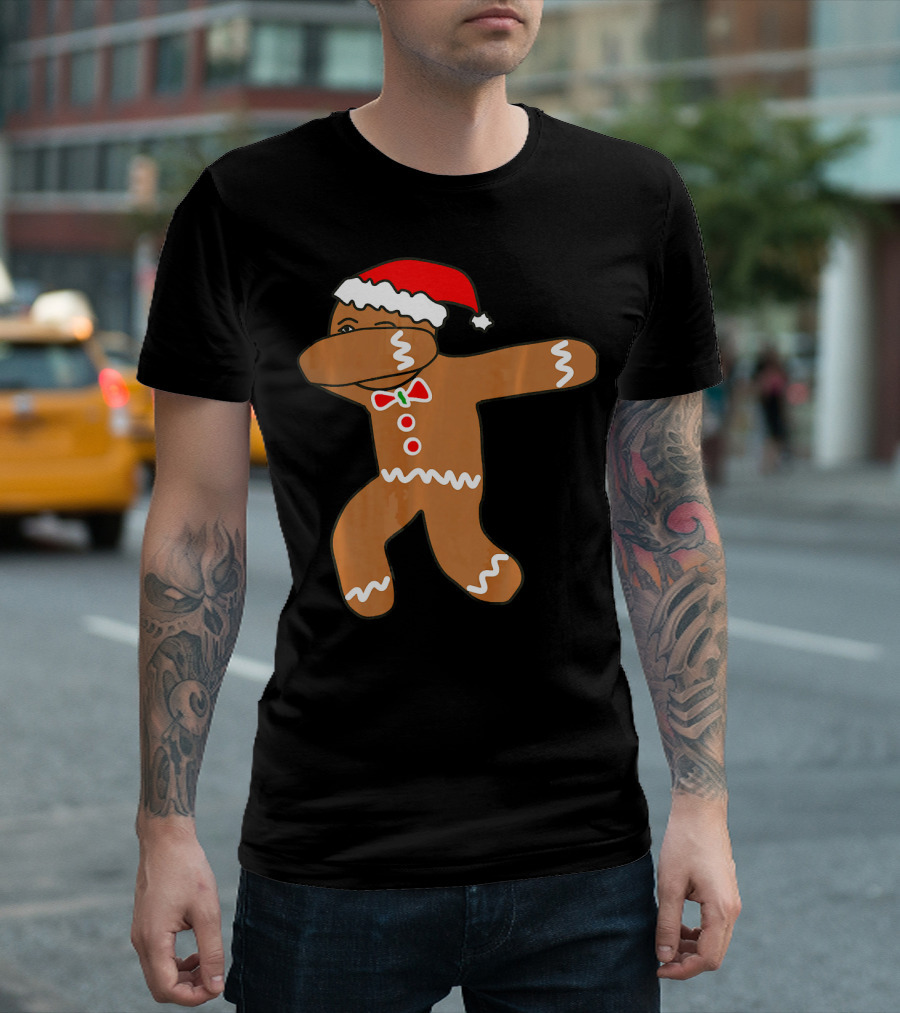 Dabbing Gingerbread Man In Santa Hat T-Shirt