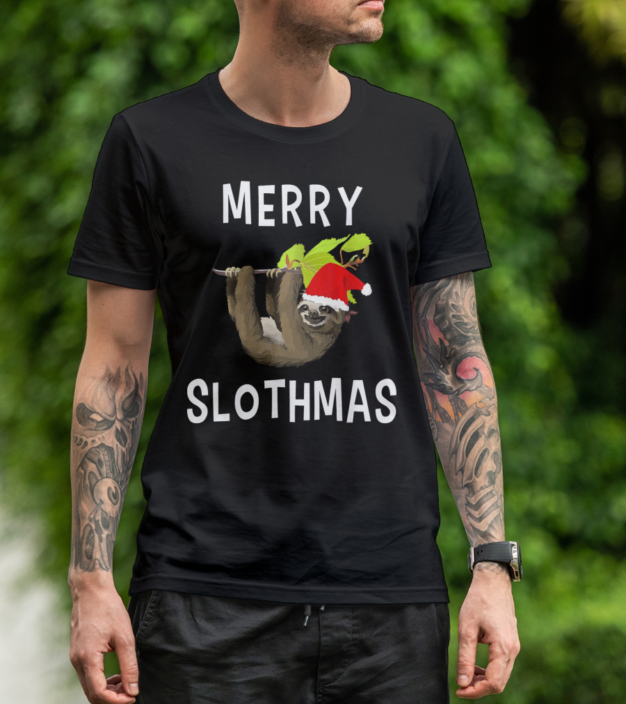 Merry Slothmas Hanging Sloth In Santa Hat With Leaves T-Shirt