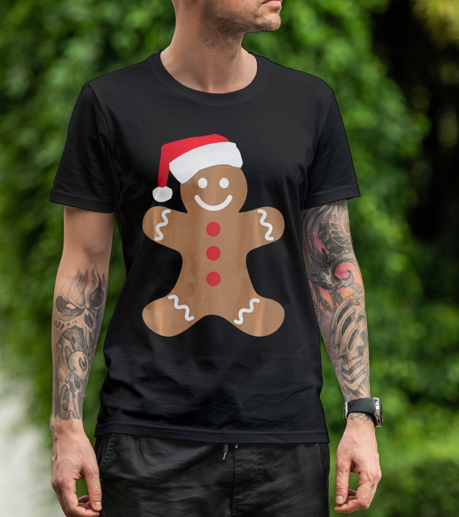 Gingerbread Man With Santa Hat Christmas T-Shirt