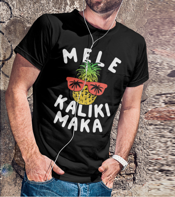 Mele Kalikimaka Pineapple With Sunglasses And Palm Trees T-Shirt