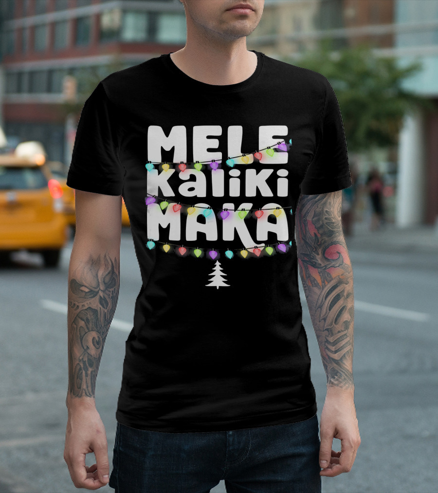 Mele Kalikimaka Hawaiian Christmas Festive Lights Tree T-Shirt