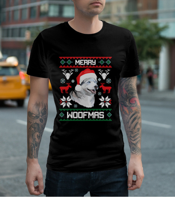 Merry Woofmas Siberian Husky Dog In Santa Hat With Reindeer And Snowflakes T-Shirt