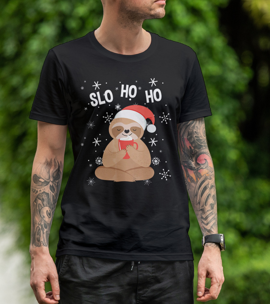 Slo Ho Ho Merry Slothmas Christmas Sloth Santa Hat T-Shirt