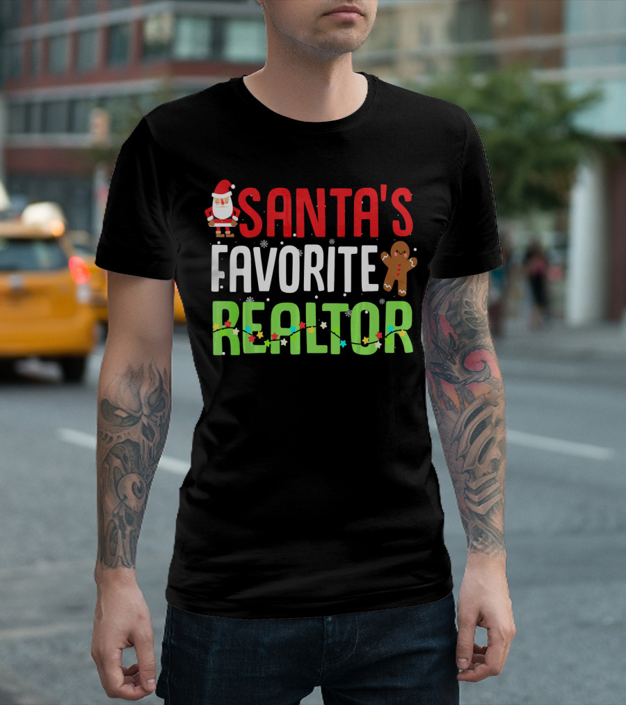 Santa's Favorite Realtor Gingerbread Lights T-Shirt