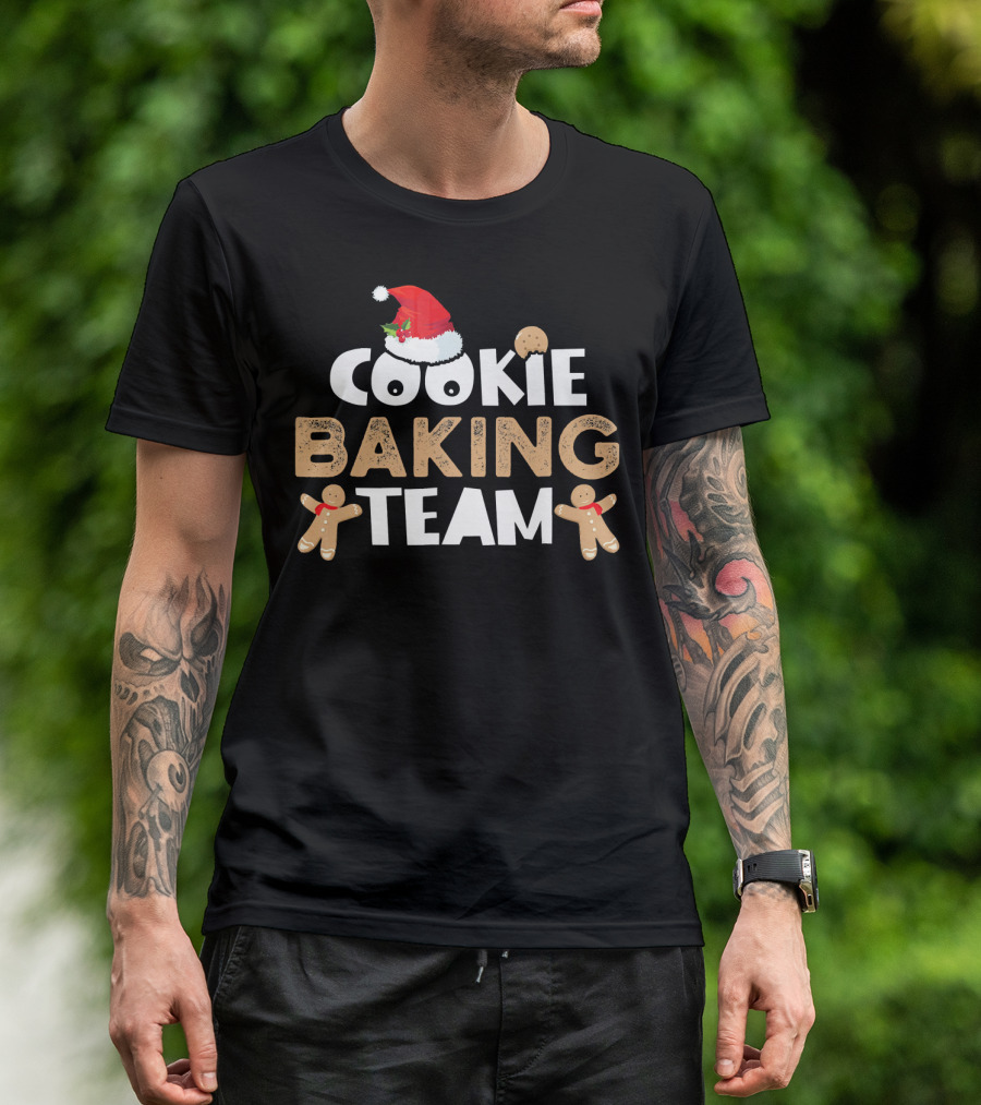 Cookie Baking Team Christmas Gingerbread Santa Hat T-Shirt