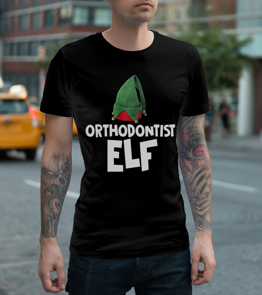 Orthodontist Elf With Green Santa Hat T-Shirt
