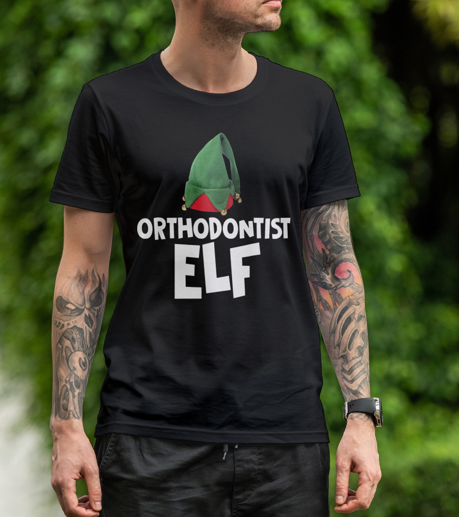 Orthodontist Elf With Green Santa Hat T-Shirt