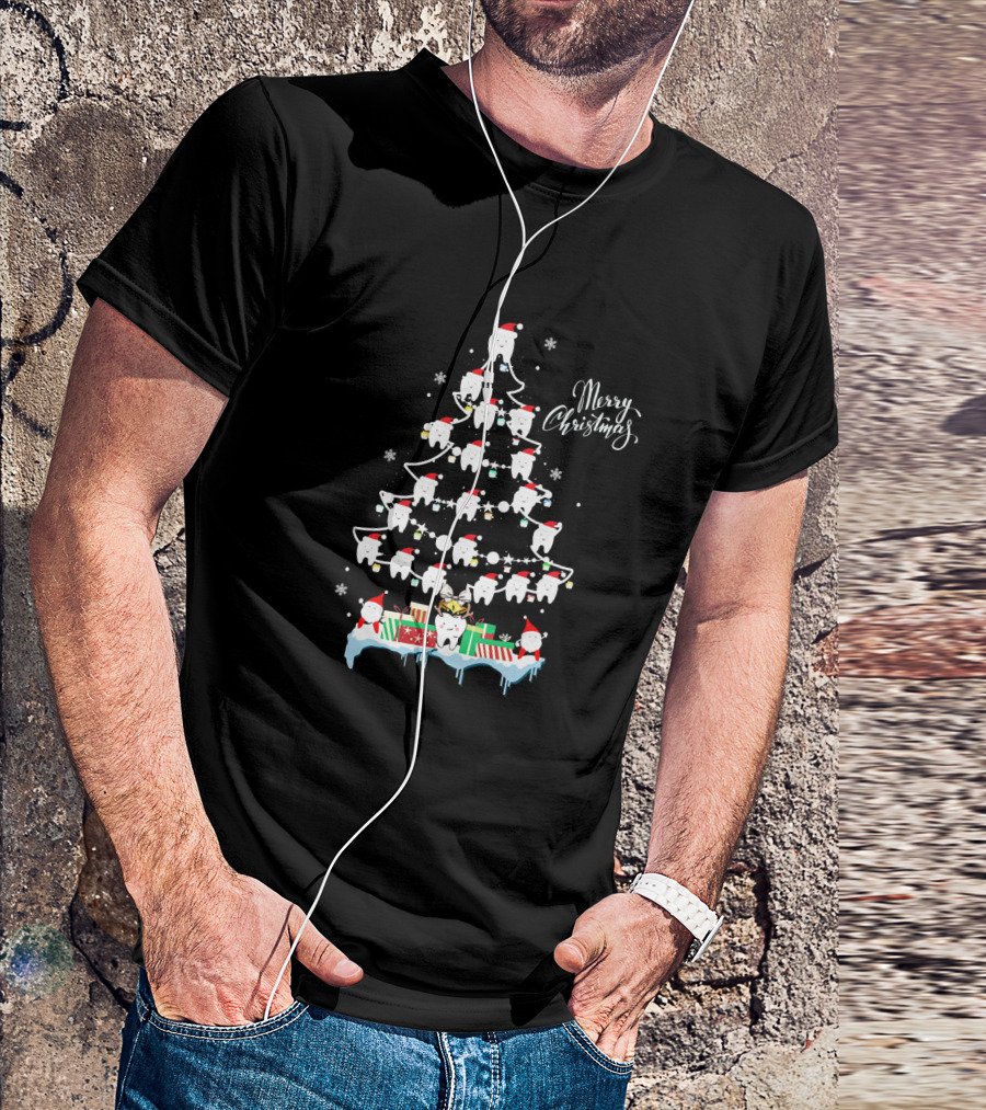 Merry Christmas Funny Teeth Santa Hats Tree T-Shirt