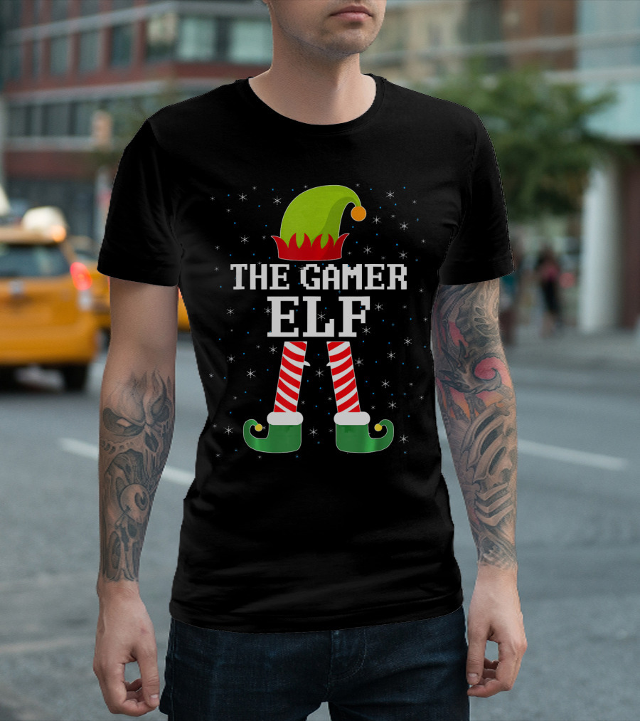 The Gamer Elf Christmas Video Games Holiday Pixelated T-Shirt