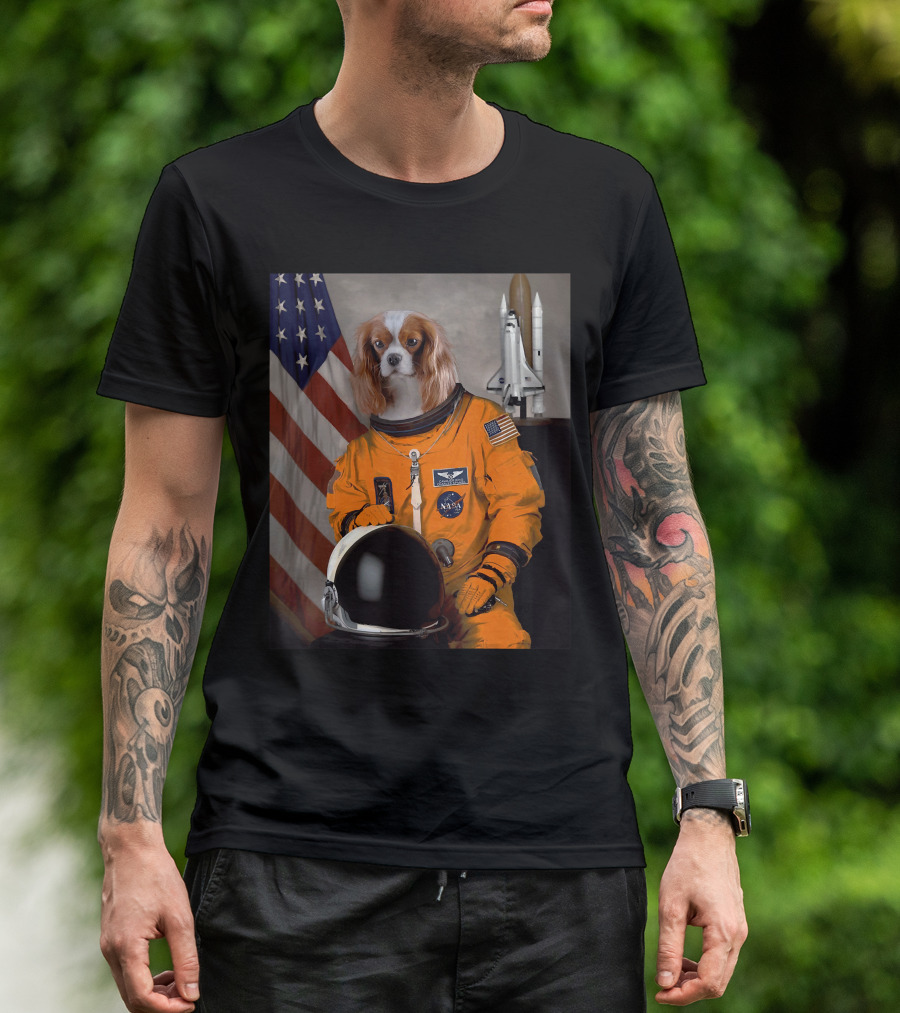 Cavalier King Charles Spaniel NASA Astronaut With American Flag And Space Shuttle T-Shirt