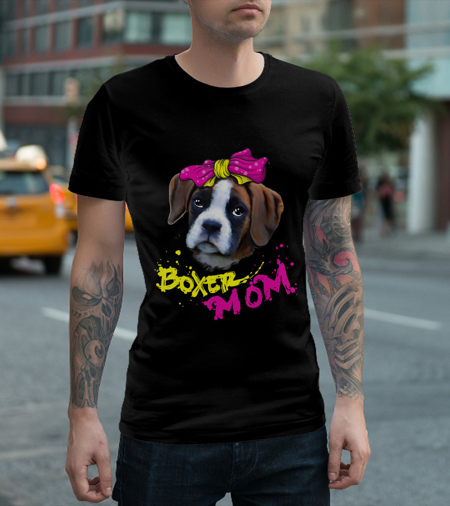 Boxer Mom Dog with Pink Bow T-Shirt