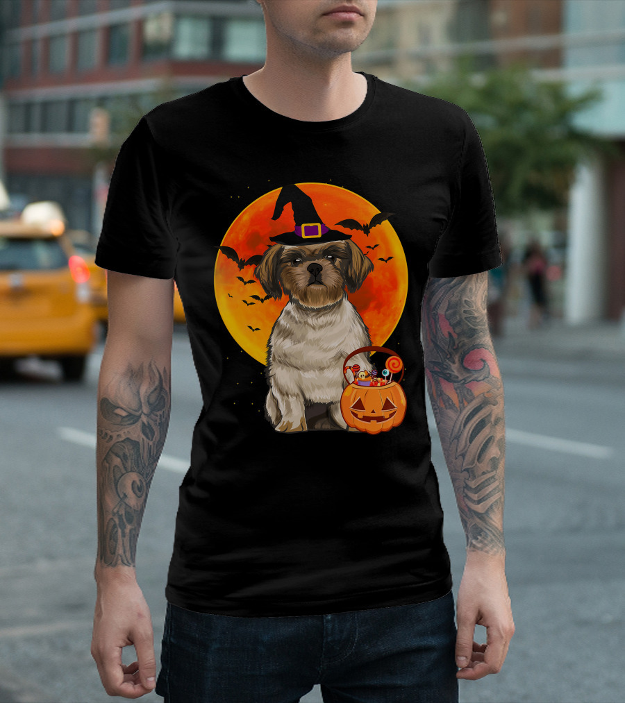 Shih Tzu Dog Halloween Jack O Lantern Pumpkin With Bats And Witch Hat T-Shirt