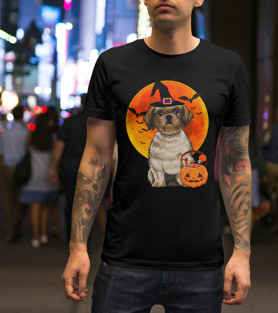 Shih Tzu Dog Halloween Jack O Lantern Pumpkin With Bats And Witch Hat T-Shirt