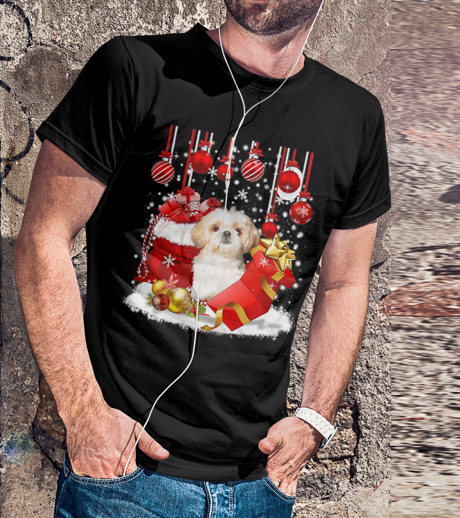 Shih Tzu Christmas Holiday Decorations With Dog And Festive Snow Ornaments T-Shirt