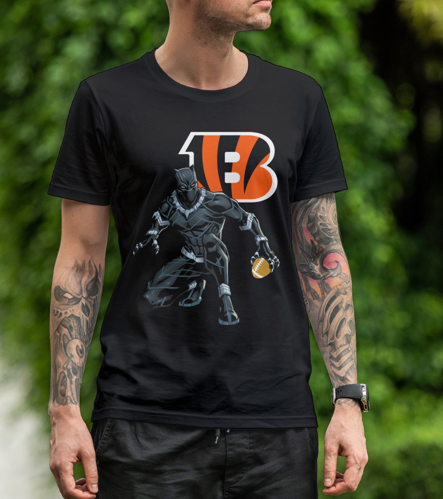 Cincinnati Bengals Black Panther Football T-Shirt