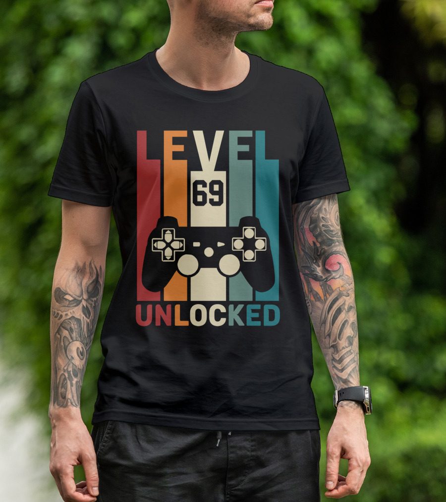 Level 69 Unlocked Gaming Controller Retro T-Shirt